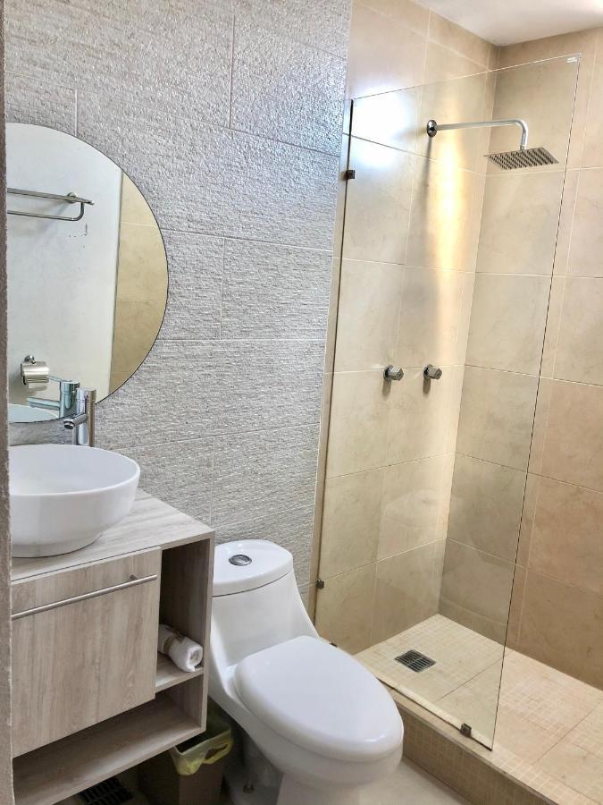 Jr Suite En Zona Residencial Linda Vista - Magnifica Ubicacion Y Tranquilidad. Monterrey Esterno foto